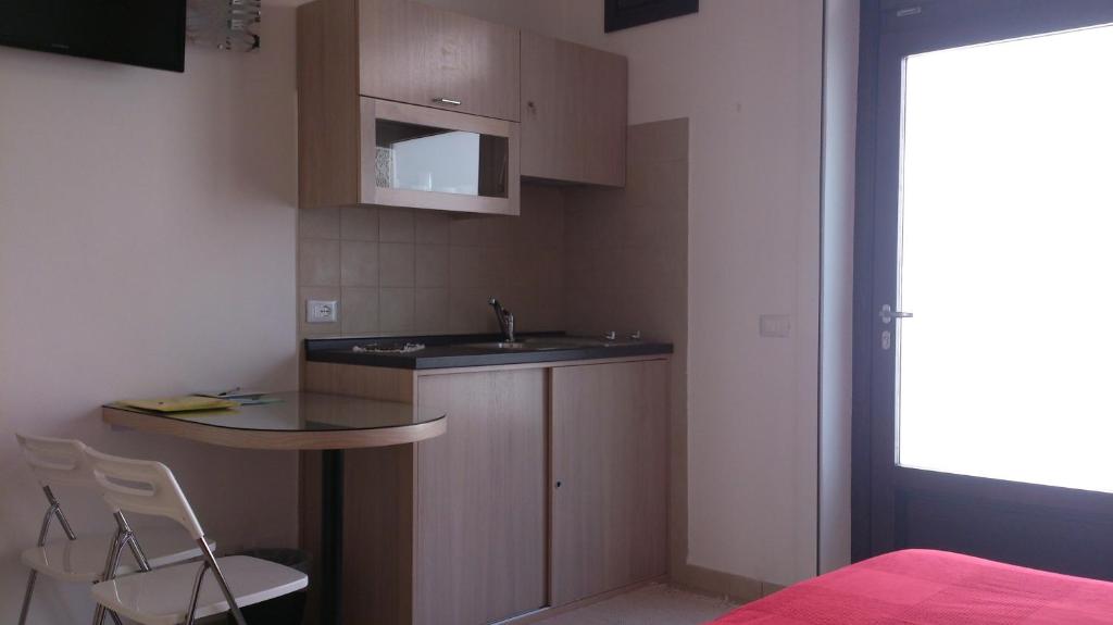 Sylvia Home Apt and Rooms with kitchenette, Trapani – Updated 2023 Prices