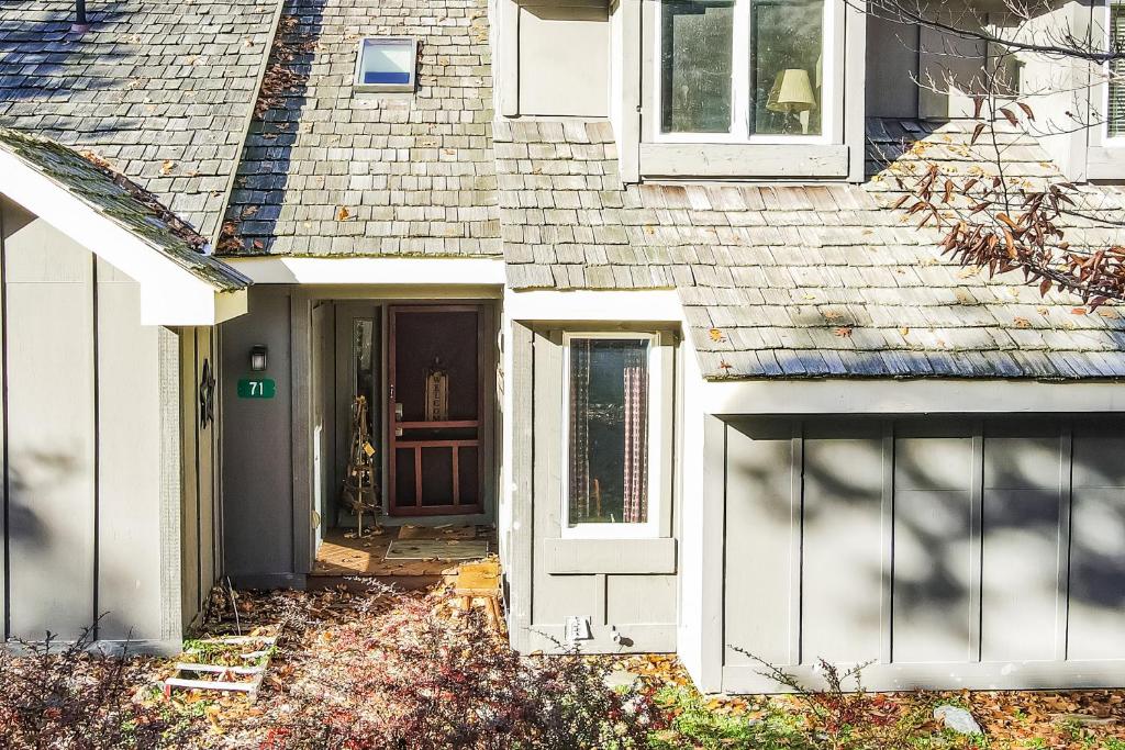 Snow Ridge Village 71 (USA Lake Harmony)