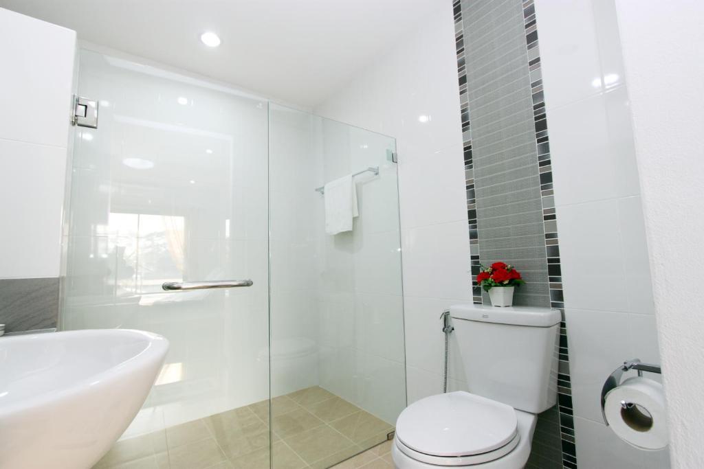 V-twin Donjan Service Apartment - Resim 8