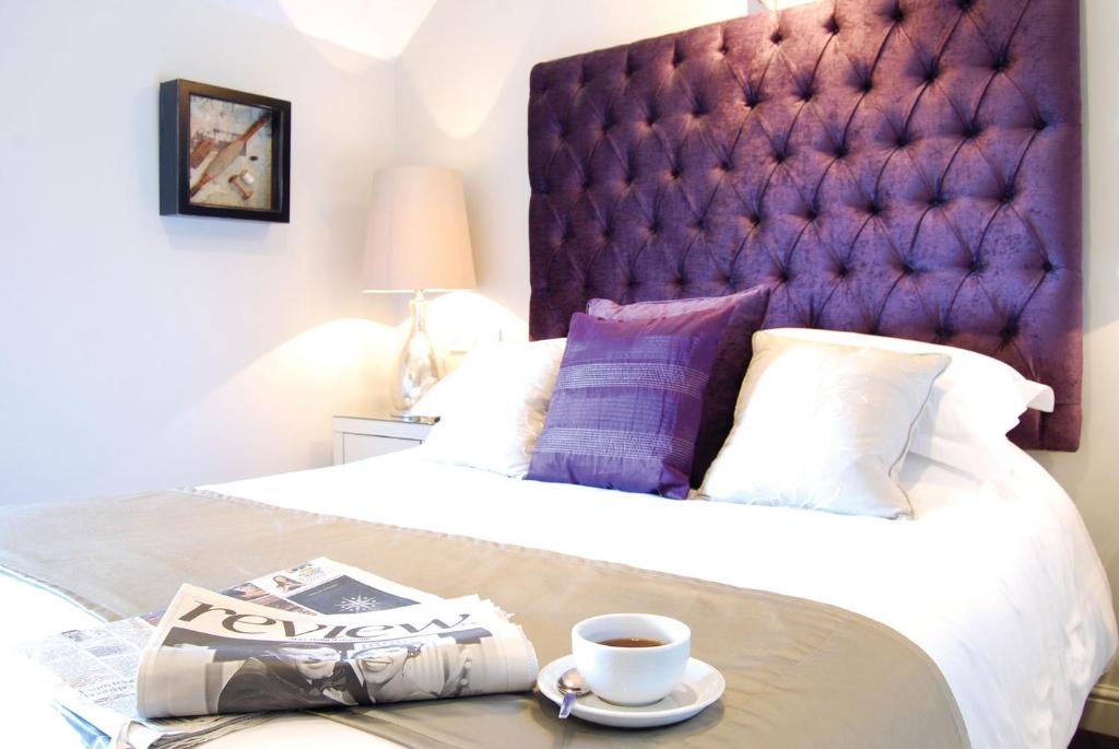 Gallery image of The Pheasant Pub at Gestingthorpe Stylish Boutique Rooms in The Coach House in Gestingthorpe