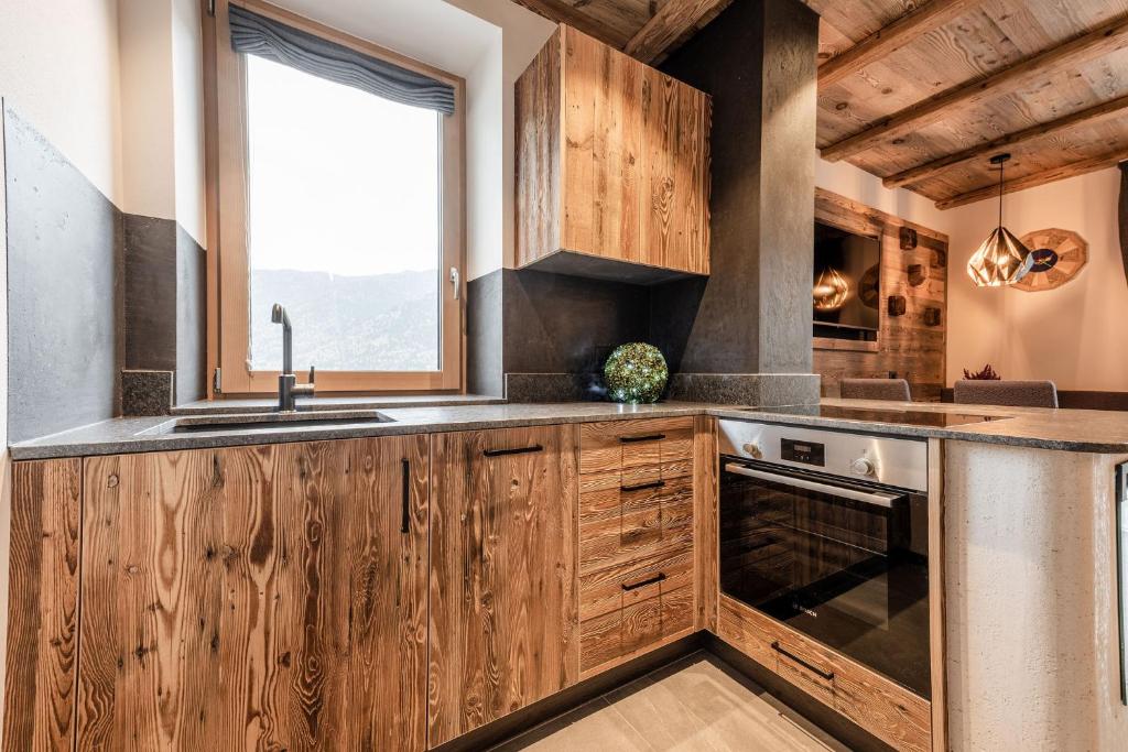 Nidaris - Luxury Private Spa Suites - 8