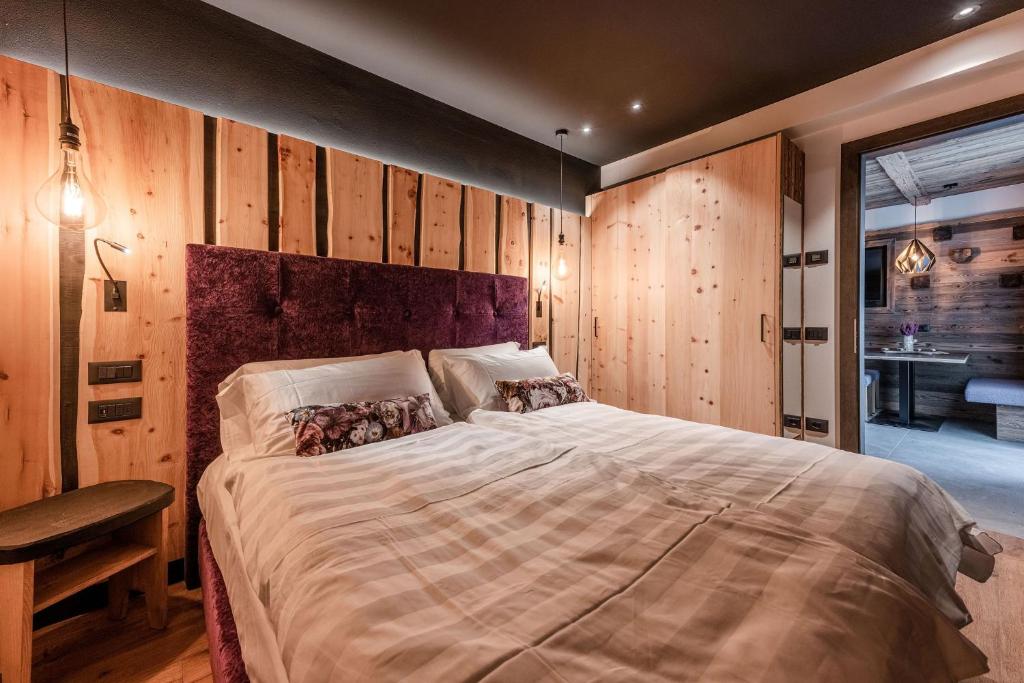 Nidaris - Luxury Private Spa Suites - 11