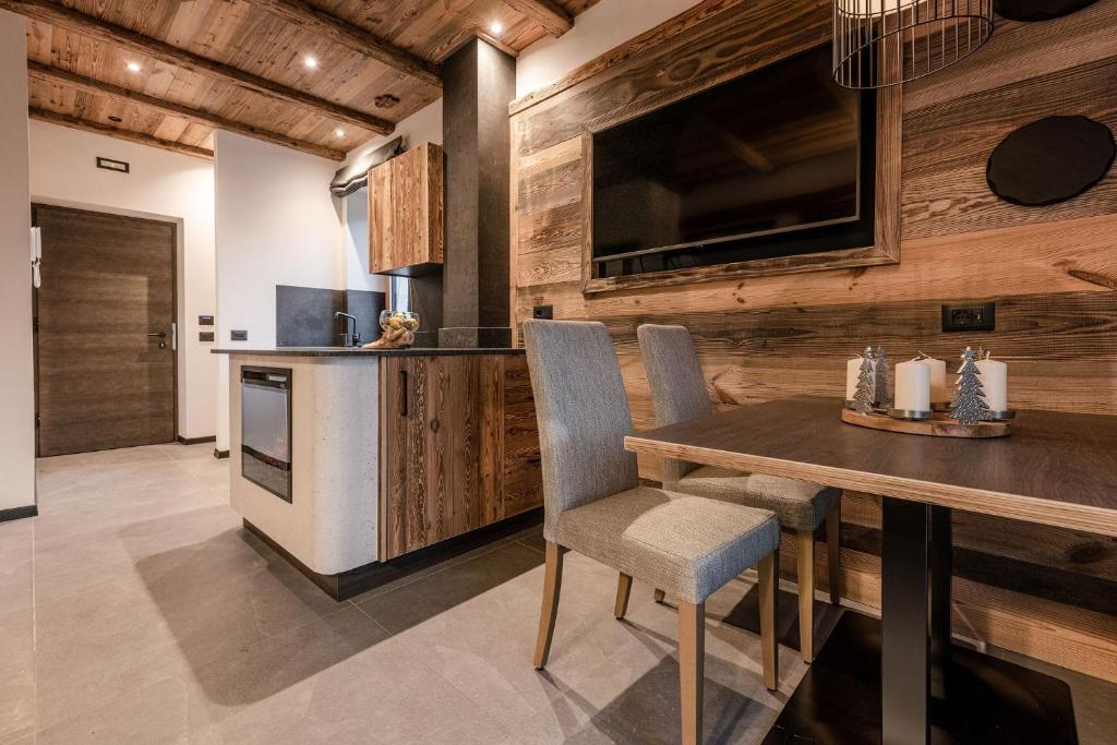 Nidaris - Luxury Private Spa Suites - 12