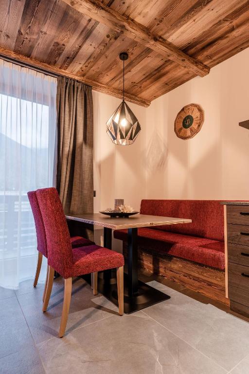 Nidaris - Luxury Private Spa Suites - 16