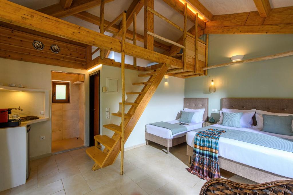 Country Hotel Velani - Familiekamer Met Balkon