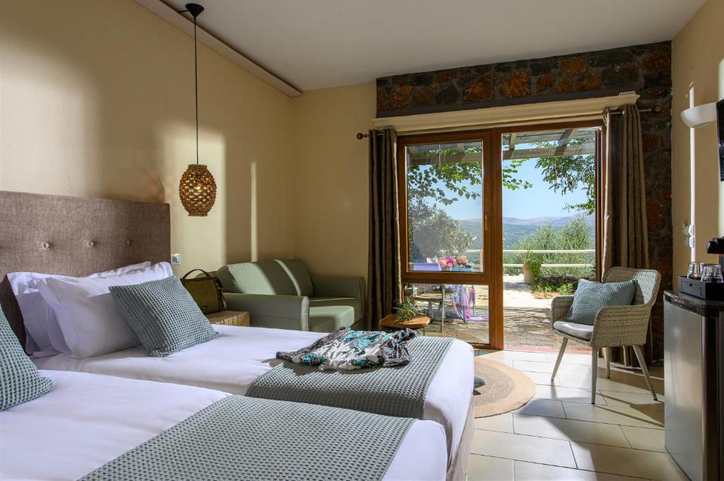 Country Hotel Velani - Familiekamer Met Tuin