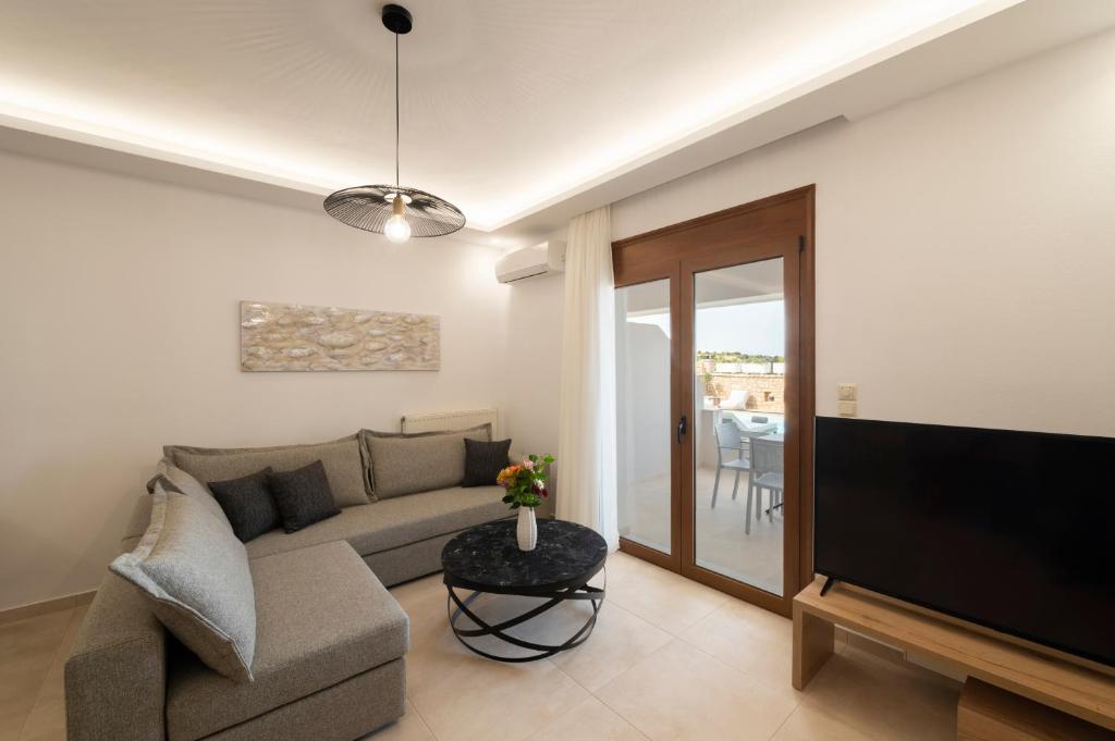 TV a/nebo společenská místnost v ubytování Zen Suites