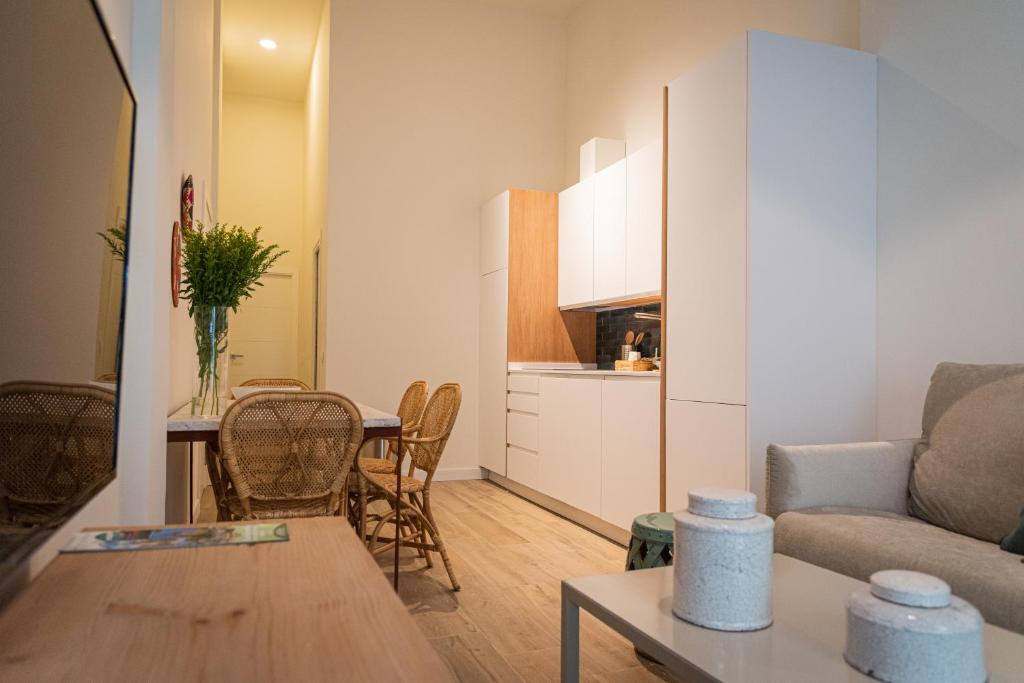 Kuchyňa alebo kuchynka v ubytovaní La Casa del Pintor Apartments
