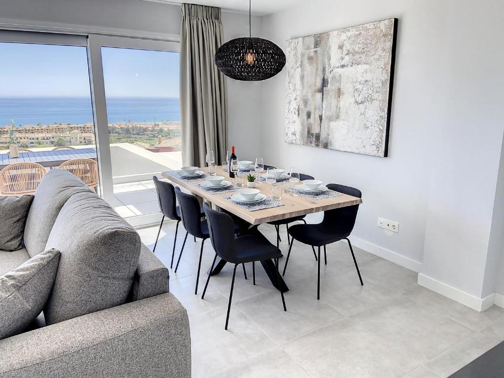 Posezení v ubytování Via Celere 2334 Luxury Sea View Penthouse