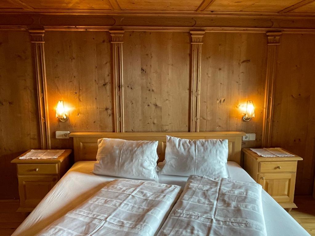 Postel nebo postele na pokoji v ubytování Neuhauserhof