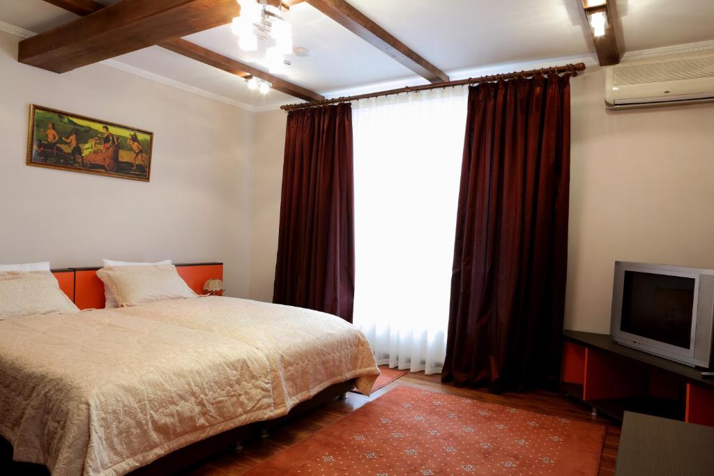 Hotel BACHUS - Chambre Jumelle De Luxe