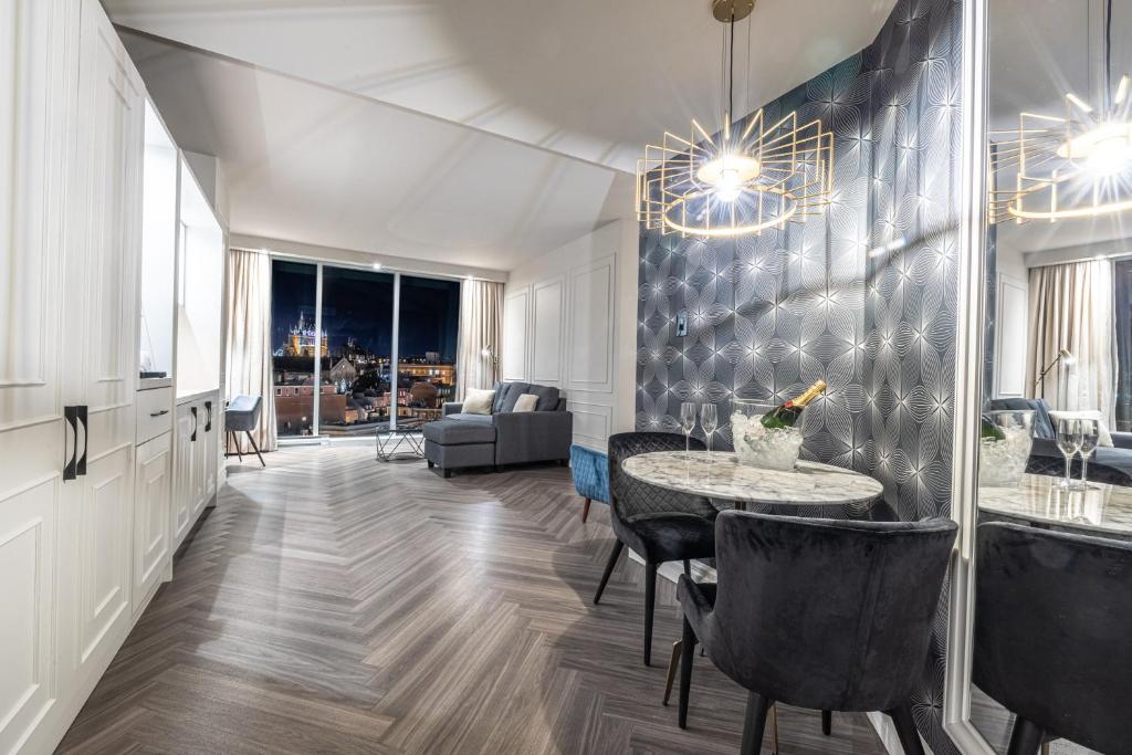 Le Capitole Hotel - Resim 38