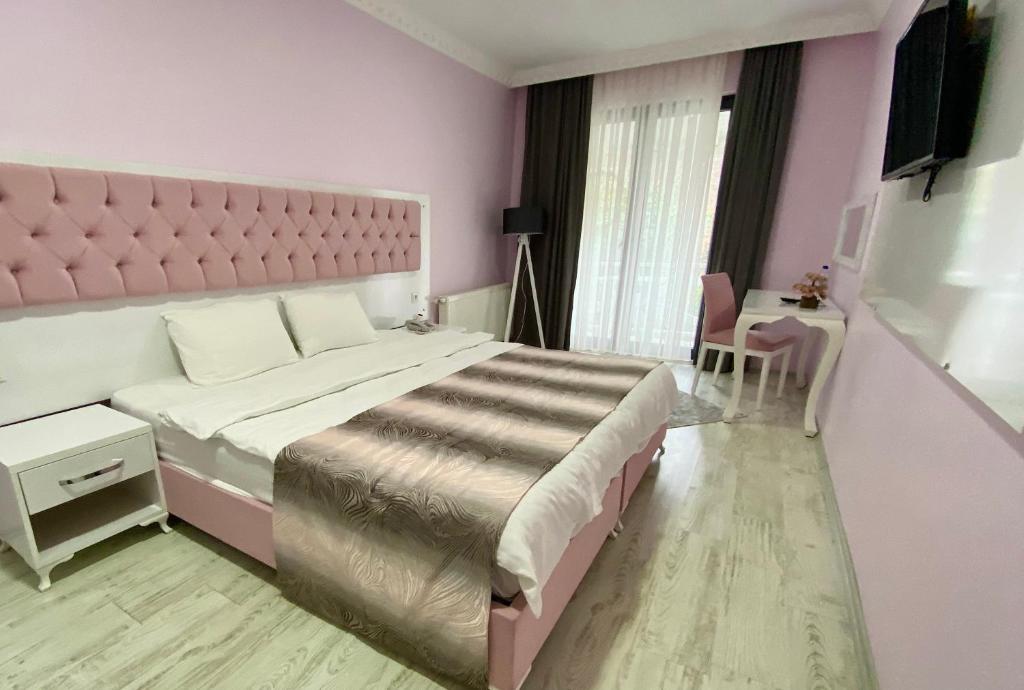 Kadifeli Konak Hotel & Bungalow - Dreibettzimmer Mit Balkon