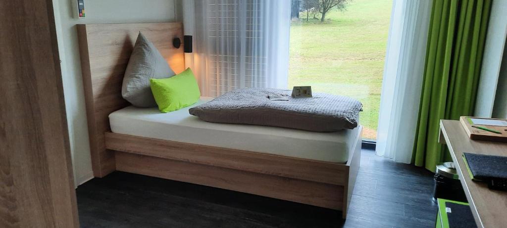 Postel nebo postele na pokoji v ubytování Hotel FÜNF10