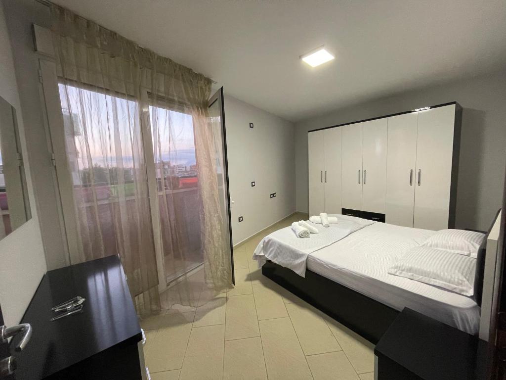 Spacious Modern Flat Business/Family/Friends Trip - Image 7