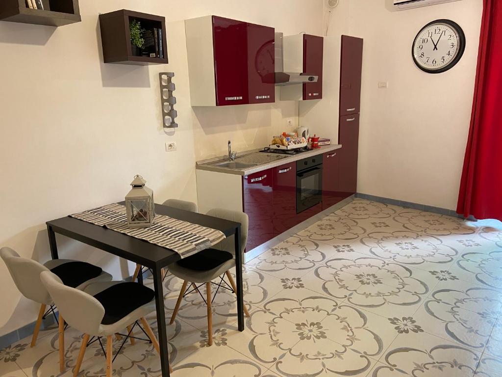 Le Statuine Dimore Diffuse - Studio Met Balkon - Apart Gebouw