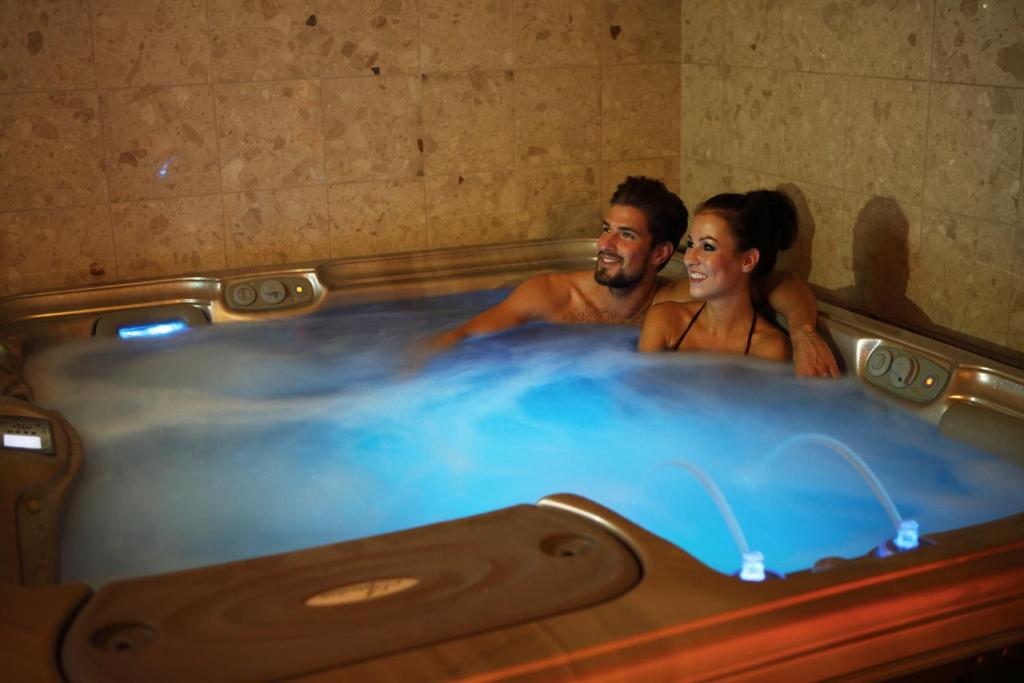 Six Inn Hotel Budapest - Resim 11