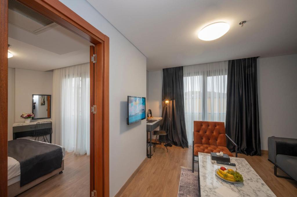 KA Hotel & Suites - 2