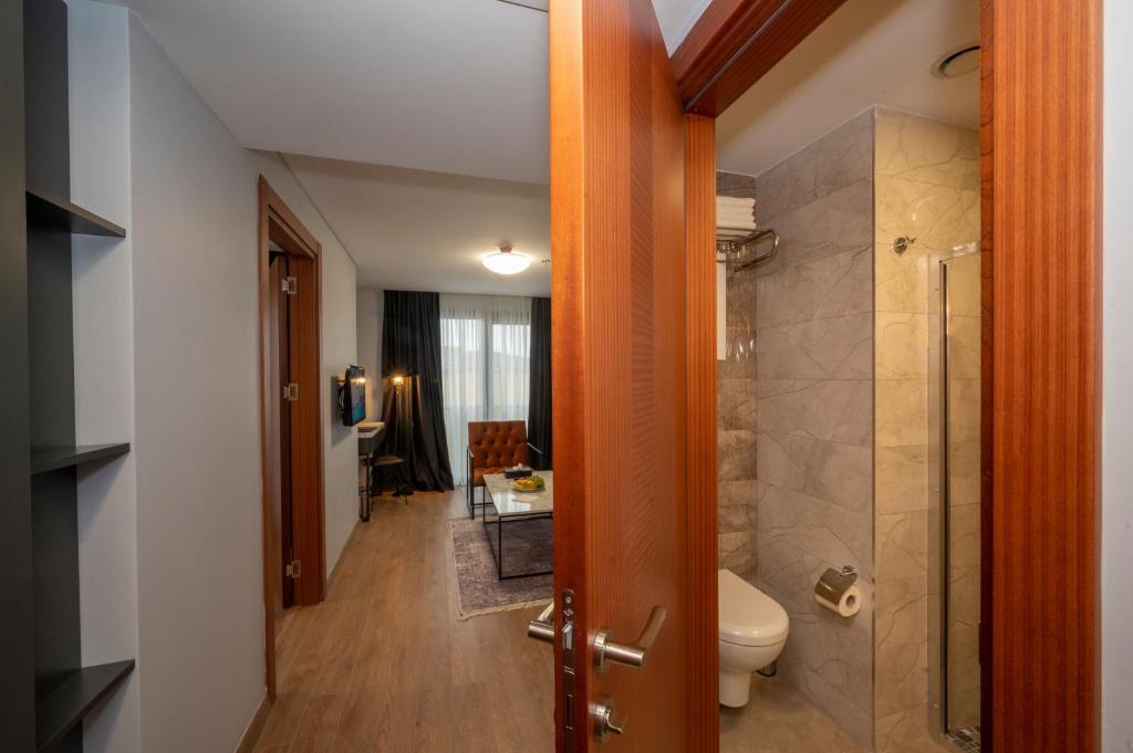 KA Hotel & Suites - 1