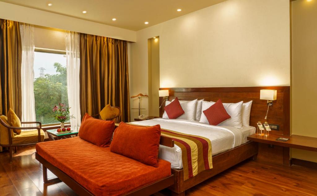Postel nebo postele na pokoji v ubytování Fortune Pandiyan Hotel, Madurai - Member ITC Hotels' Group