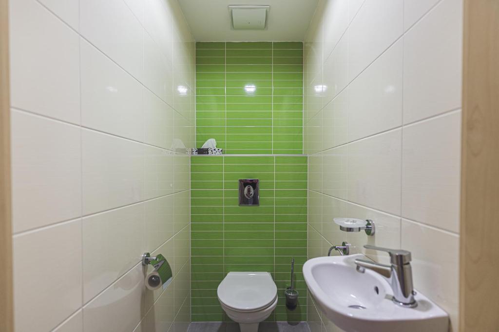 Koupelna v ubytování Velence Sunset Wellness Apartman