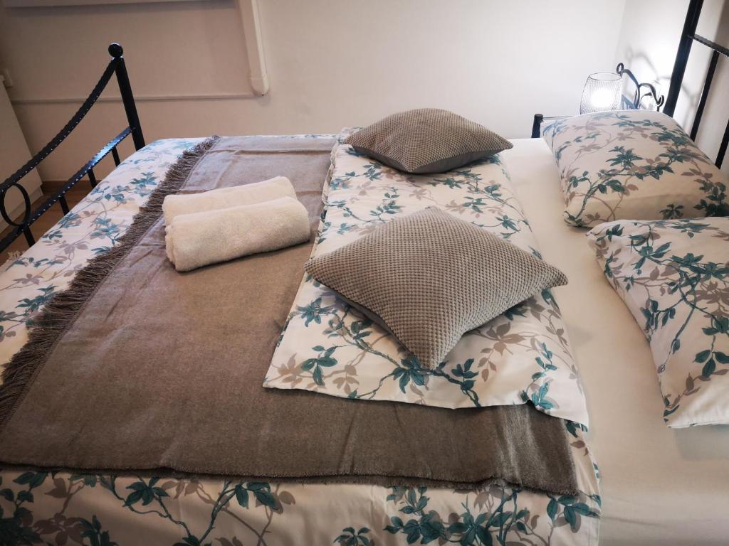 Postel nebo postele na pokoji v ubytování Aparthouse Alfa1