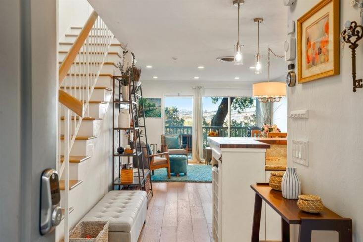 Gallery image of Condo By The Bay! Treehouse Feel 2BR in Sausalito condo in Sausalito