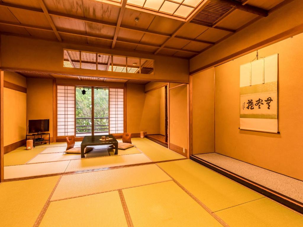Fotografie z fotogalerie ubytování Ooedo Onsen Monogatari Premium Yoshinoya Irokuen v destinaci Kaga