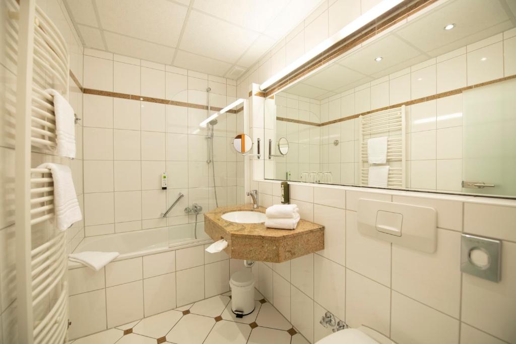 Koupelna v ubytování Landhotel Kauzenberg