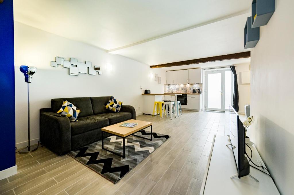 Le Charmant - Grand studio au coeur du village