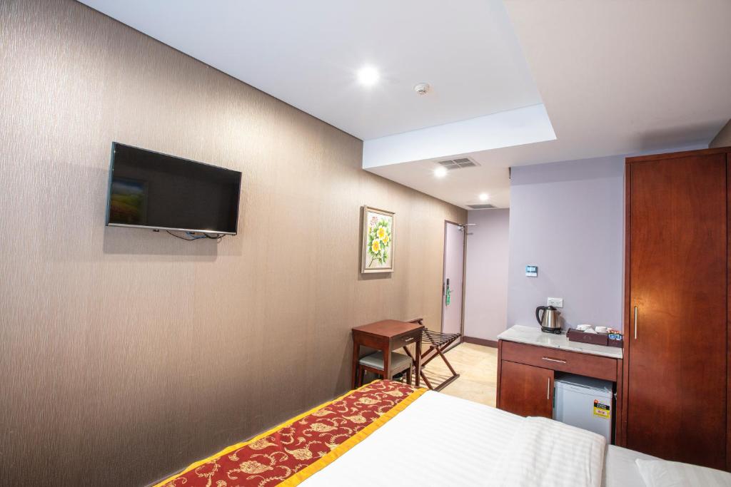 Megaboom City Hotel - 豪华王室