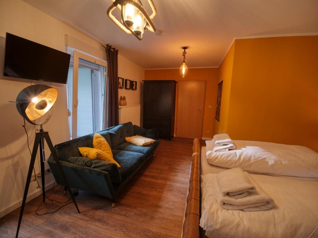 Postel nebo postele na pokoji v ubytování Three B's Bed and Breakfast