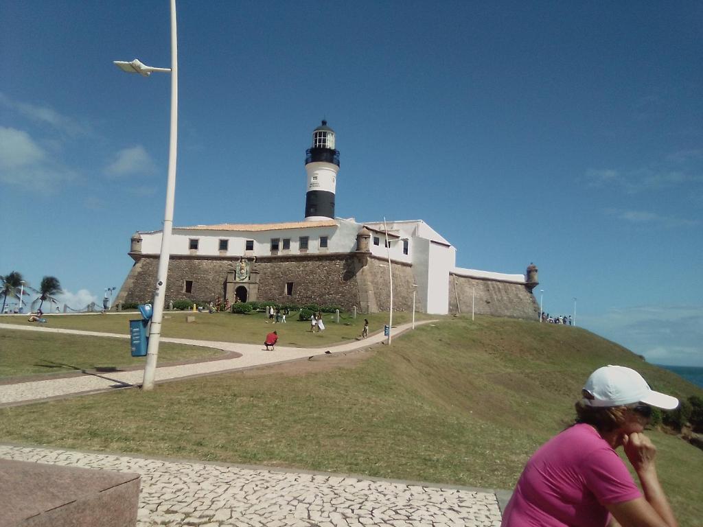 Gæster der bor på Apartamento na Barra farol da barra salvador bahia vista ao mar