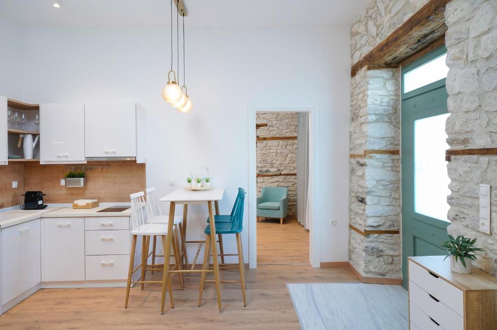 Kuchyň nebo kuchyňský kout v ubytování Hibiscus Villa