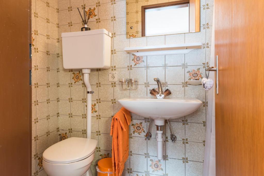 Koupelna v ubytování Haus Alpenblick