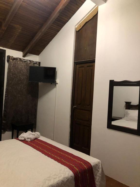 Hotel Mansion Del Rey - Deluxe Çift Kişilik Oda - Küvetli