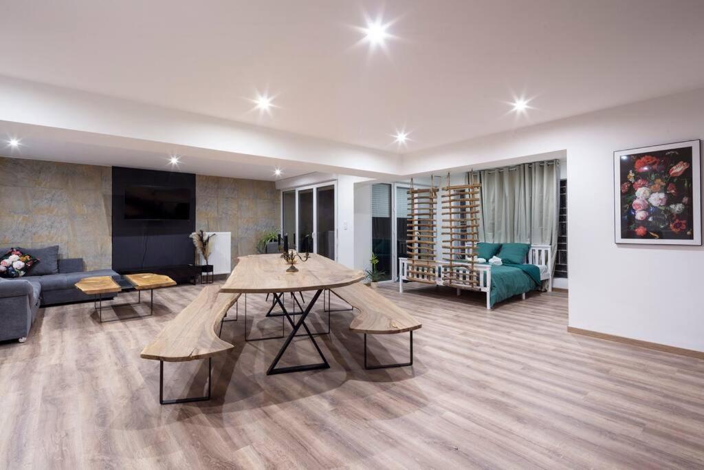 Χώρος καθιστικού στο Le Logis d'Alsace, Wifi,TV,Parking,70 m2