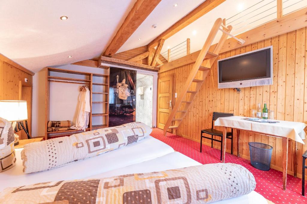 TV a/nebo společenská místnost v ubytování Landgasthof Sommerfeld