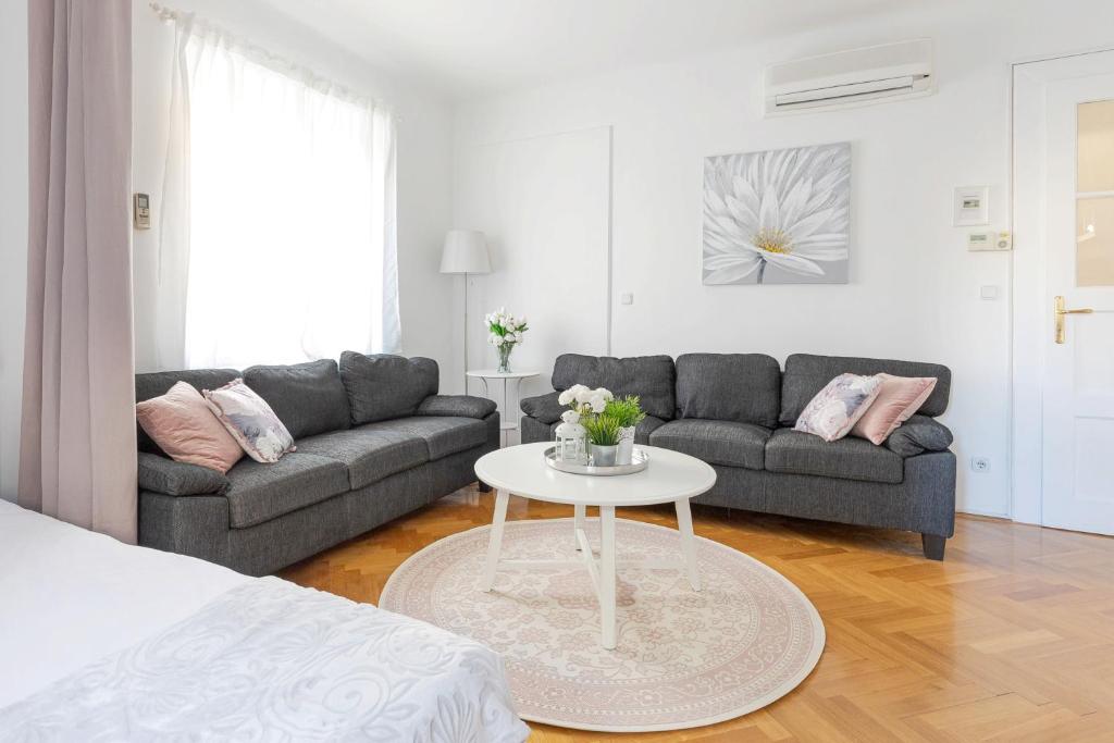 City Center Pearl - 1