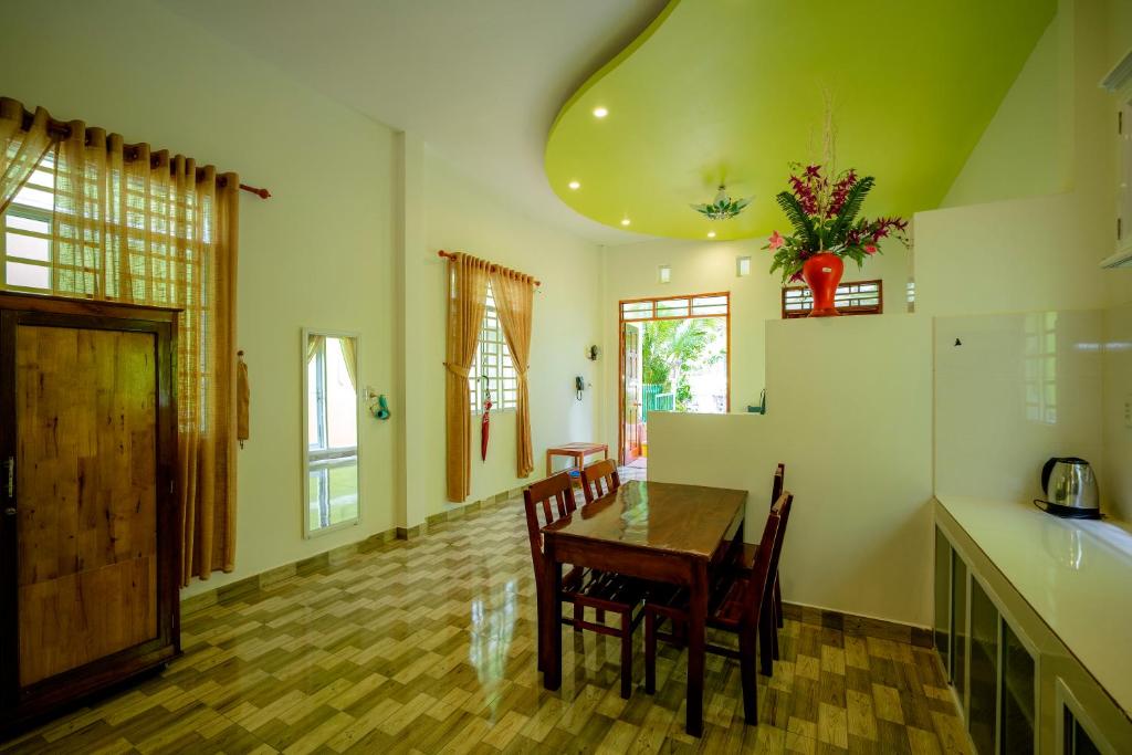 Mai Binh Phuong Bungalow - 12