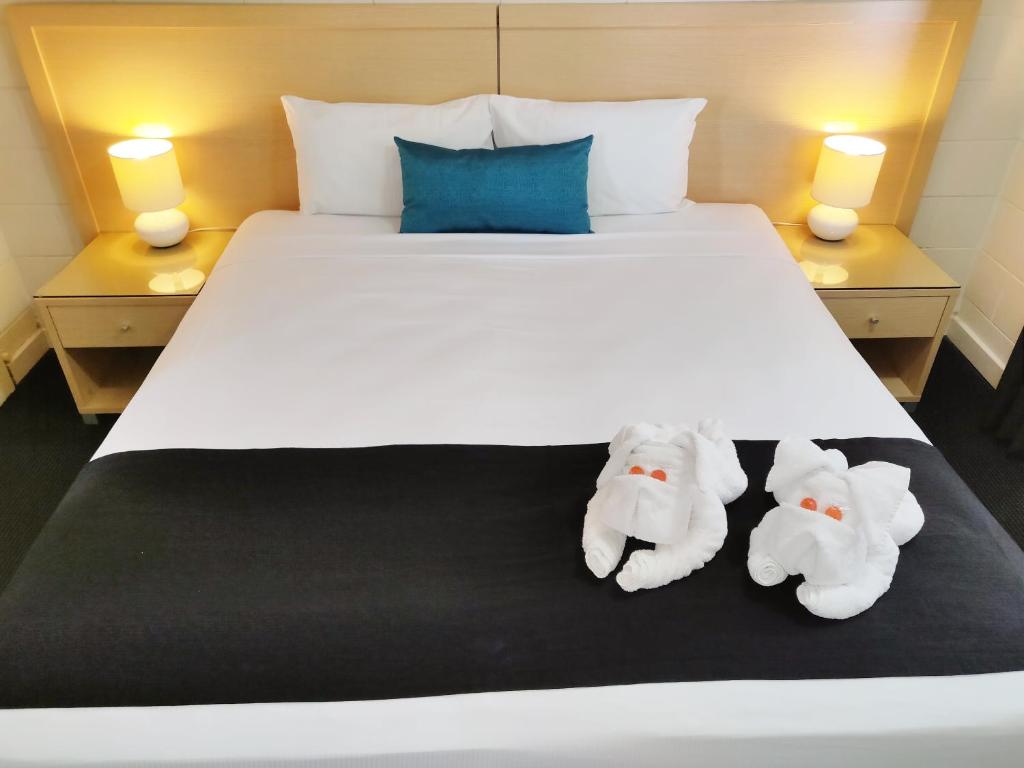 Coconut Grove Holiday Apartments - Resim 41