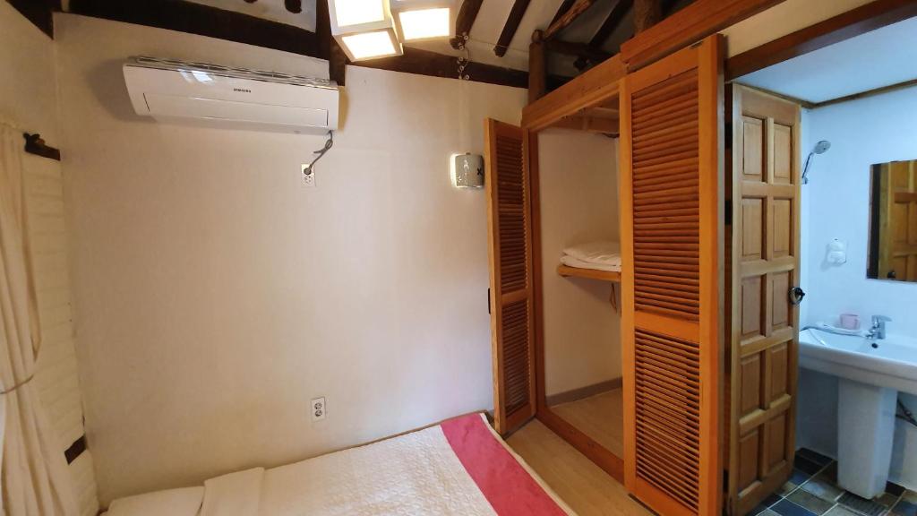 Koupelna v ubytování Greem Guesthouse