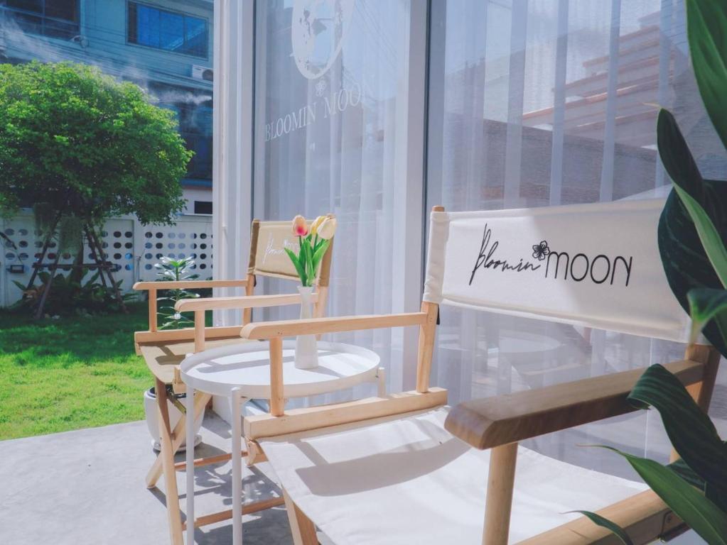 Bloomin' Moon hostel & cafe, Chiang Mai Old Town - 10