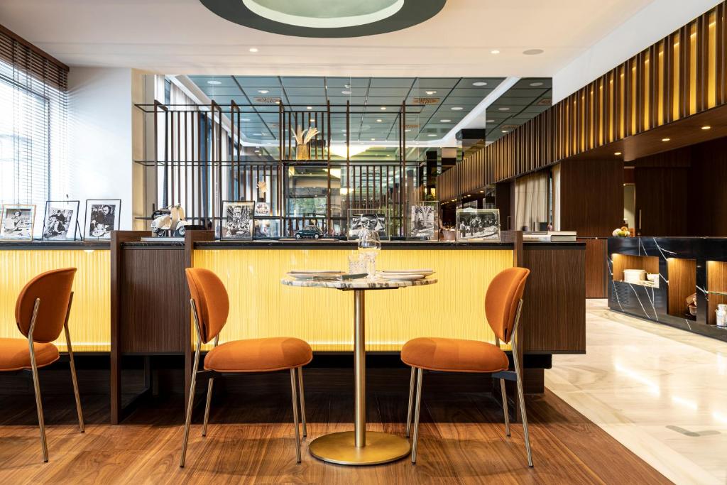 Ресторан / где поесть в Meliá Milano