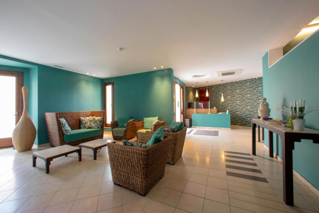Posedenie v ubytovaní Insula Hotel