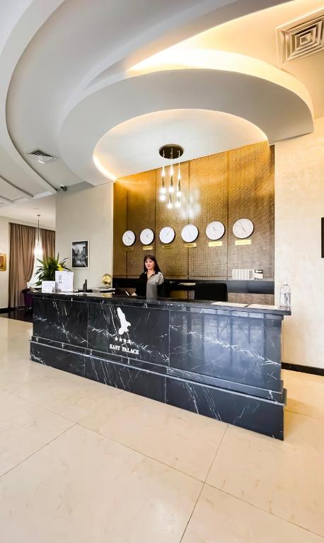 فضای داخلی East Palace Hotel در آلماتی - تصویر ۳