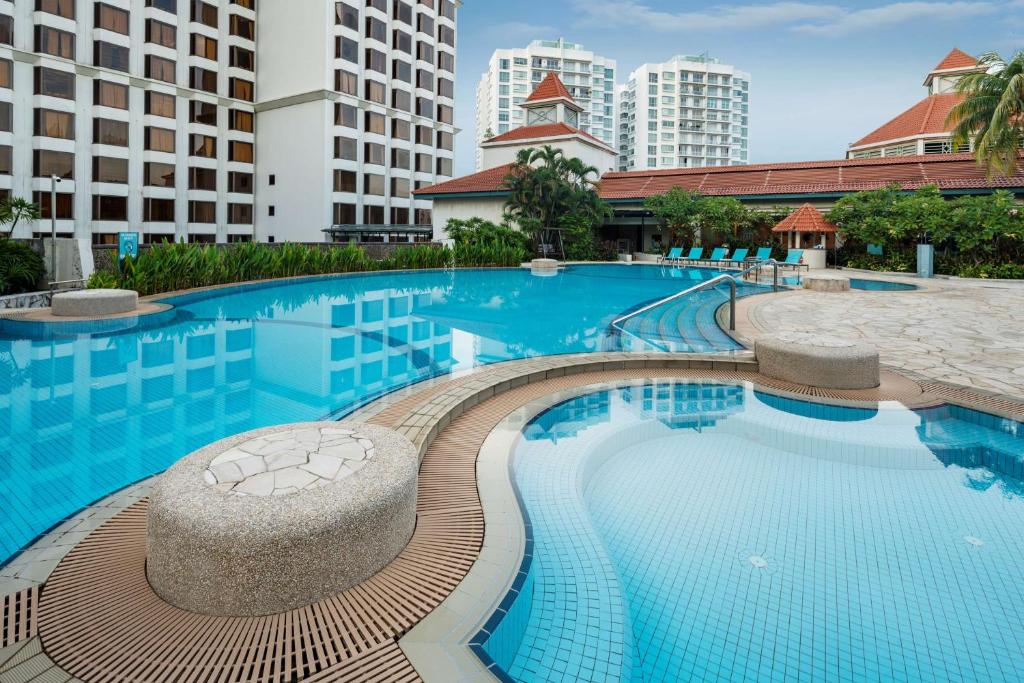 Hồ bơi trong/gần JEN Singapore Tanglin by Shangri-La