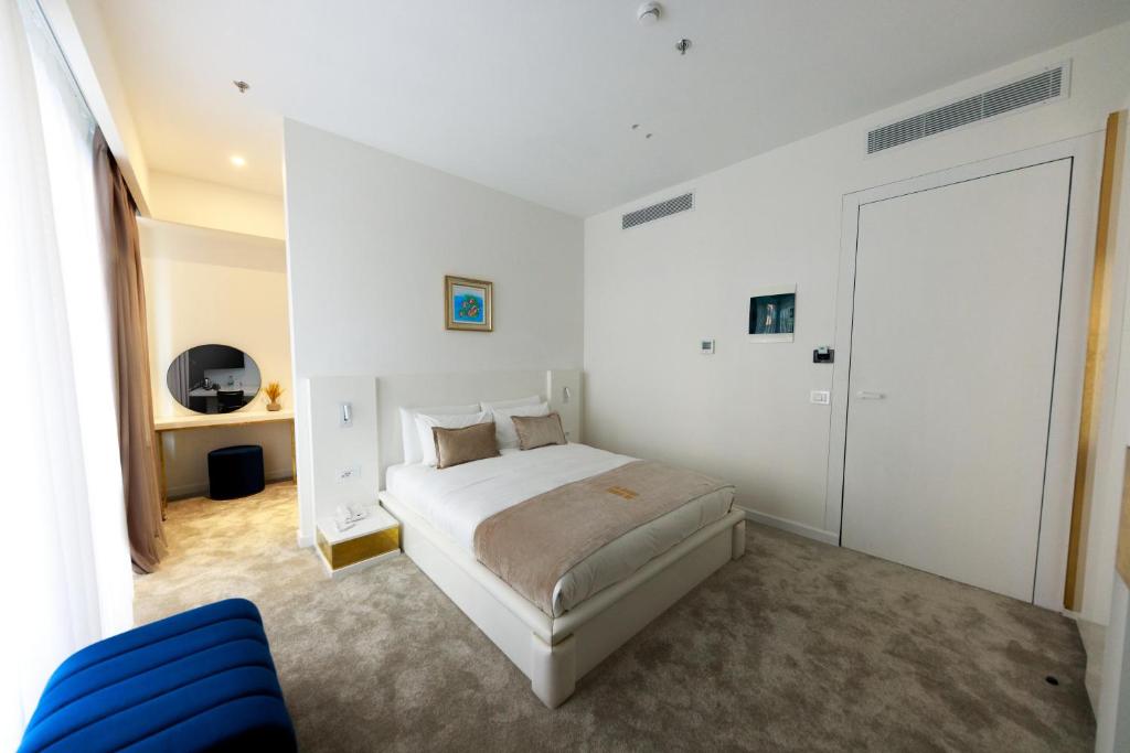 Habitat Hotel Tirana - Image 2