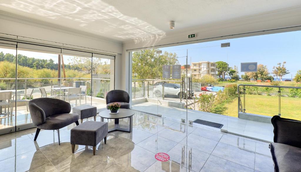 A balcony or terrace at Botanica Luxury Suites