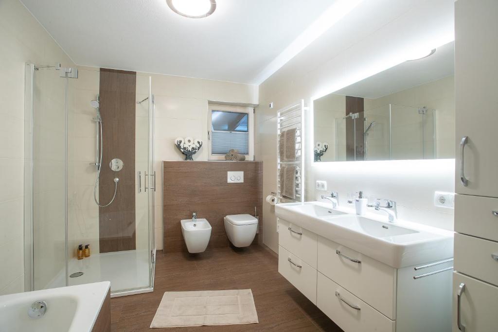 Kúpeľňa v ubytovaní Apart Dahoam